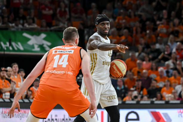 上了一个完 上了一个完