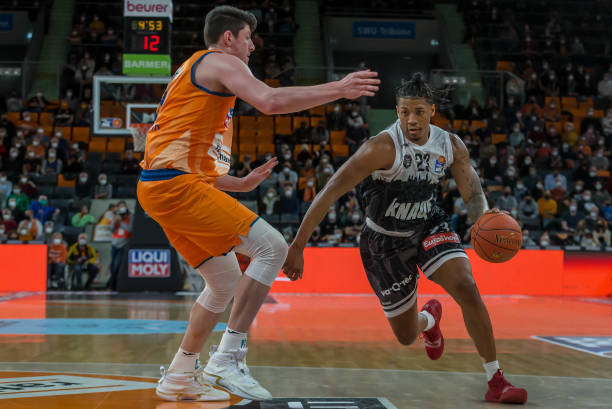 球场扩建 球场扩建