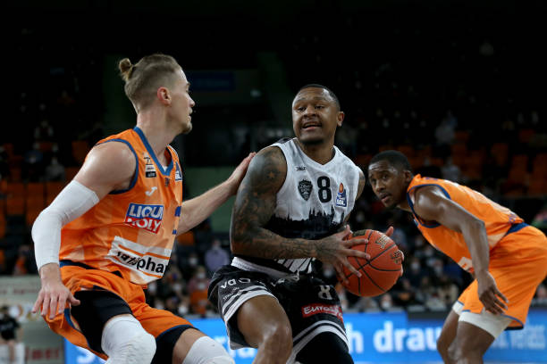 点燃比赛的 点燃比赛的