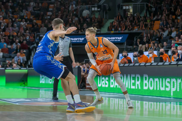 青岛海牛需 青岛海牛需